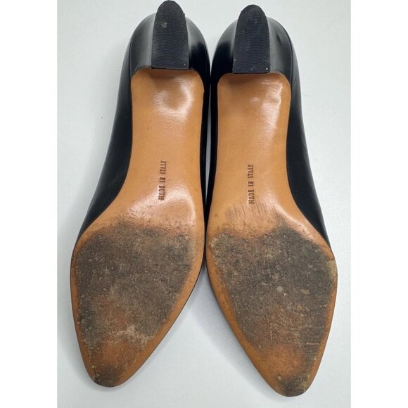 Salvatore Ferragamo Women's Black Leather Pumps Size 7 B - Picture 10 of 16